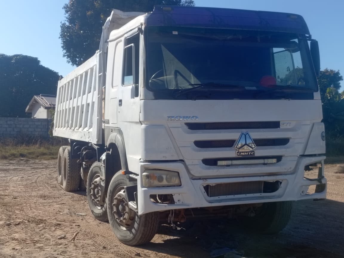 BMR tipper truck